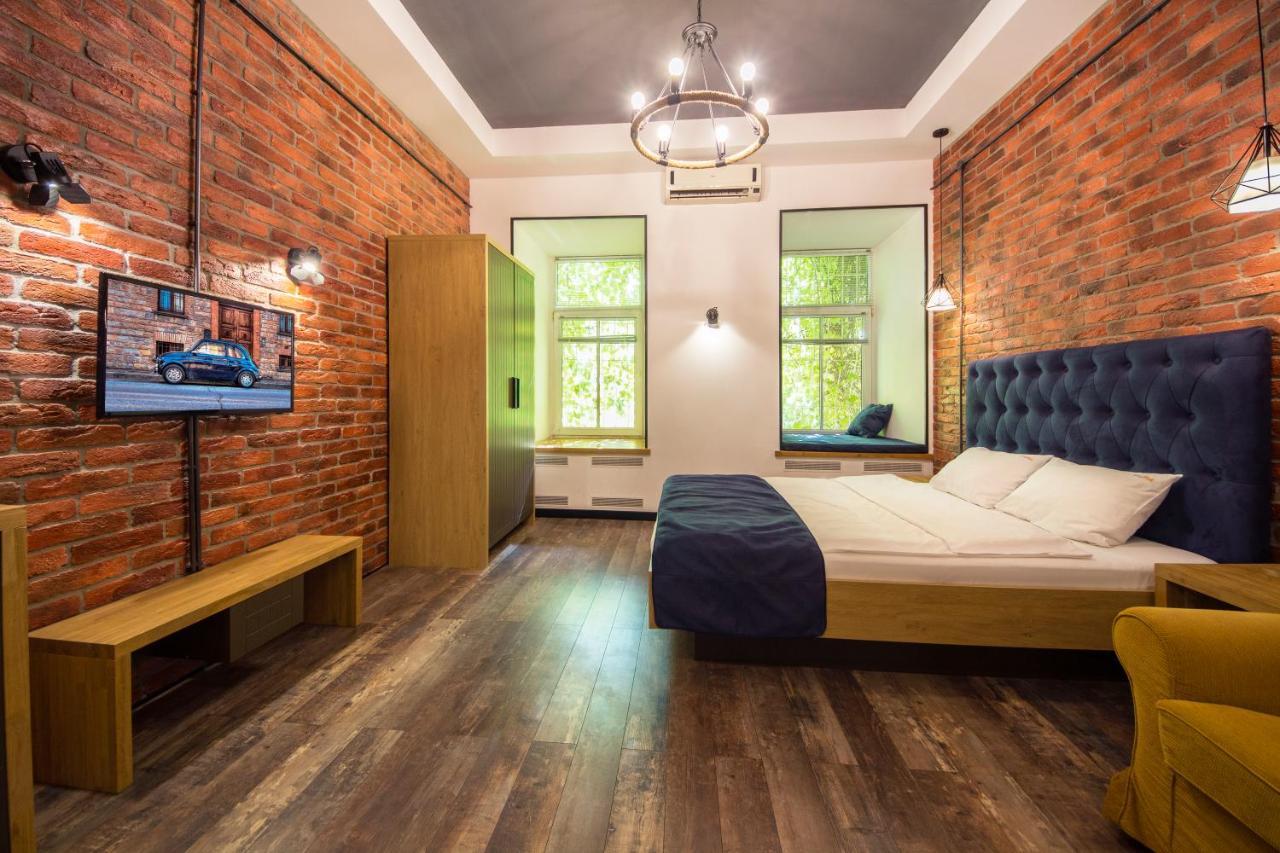 Self Check-In Apartments Near Landscape Alley Kiev Eksteriør bilde